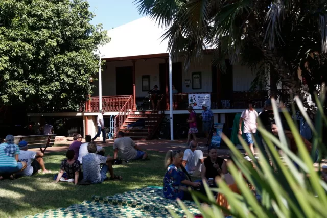 BROOME MARKET SAT & SUN 8-1pm 
Mornings done right! Coffee, shopping, food, friends and tunes

 #localart #broomefoodie #broomefoodies #broome #buylocal #visitbroome #broomelife #supportlocal #broomemarkets #courthousemarkets